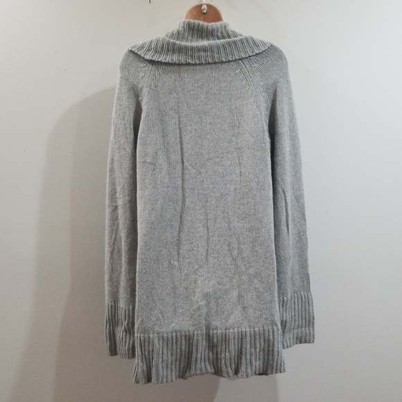 Old navy women's gray XL cowl neck sweater - Picture 7 of 8